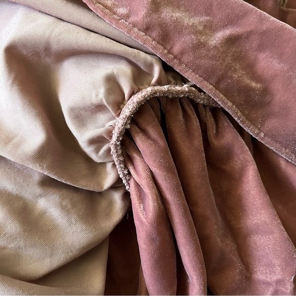 Urban Outfitters Olivia Velvet Tiered Peplum Cami Women’s Size XL - Picture 11 of 13